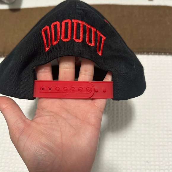 Signed Snapback YoungMa - Picture 3 of 5